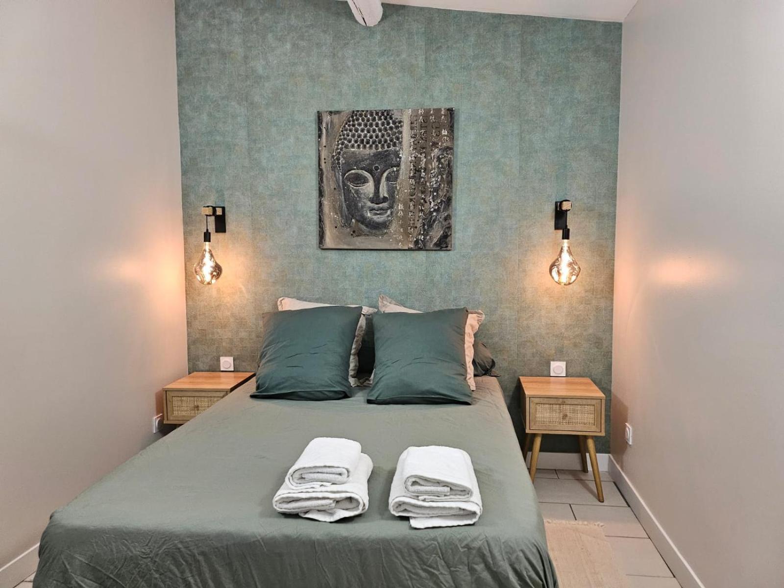 Agreable Logement Avec Terrasse Saint-Victoret Exteriér fotografie